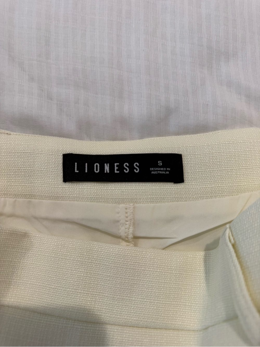 Lioness Ruffle Mini Skort - Picture 5 of 5